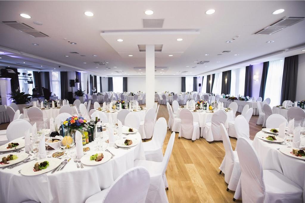 Mercure Wiazowna Brant Buitenkant foto