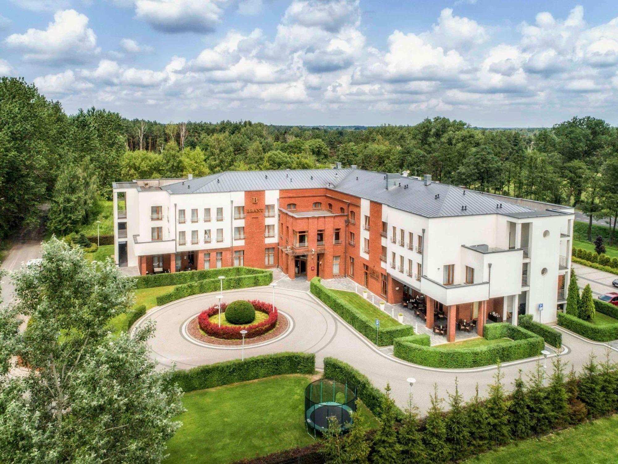 Mercure Wiazowna Brant Buitenkant foto