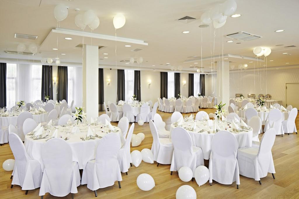 Mercure Wiazowna Brant Buitenkant foto